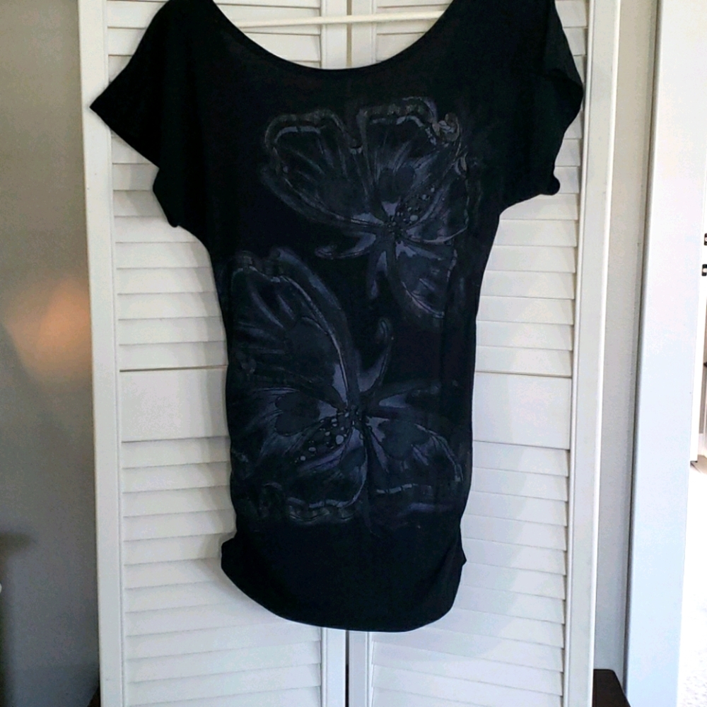Womens short sleeve